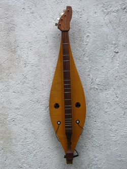 Dulcimer 'Der rothe Hahn'